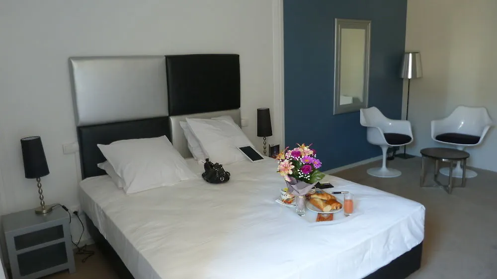 Yes Hotel Αβινιόν