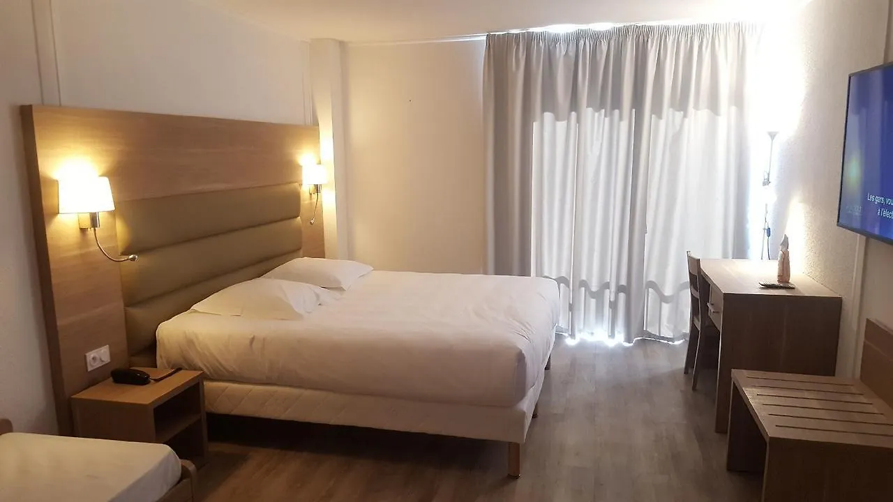 Yes Hotel Αβινιόν
