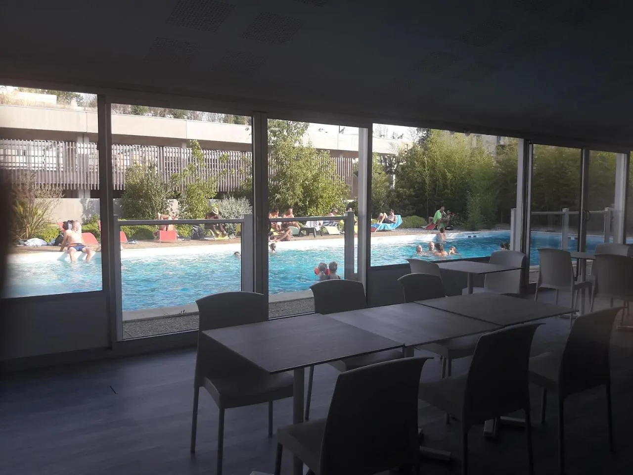 Yes Hotel Αβινιόν 3*,