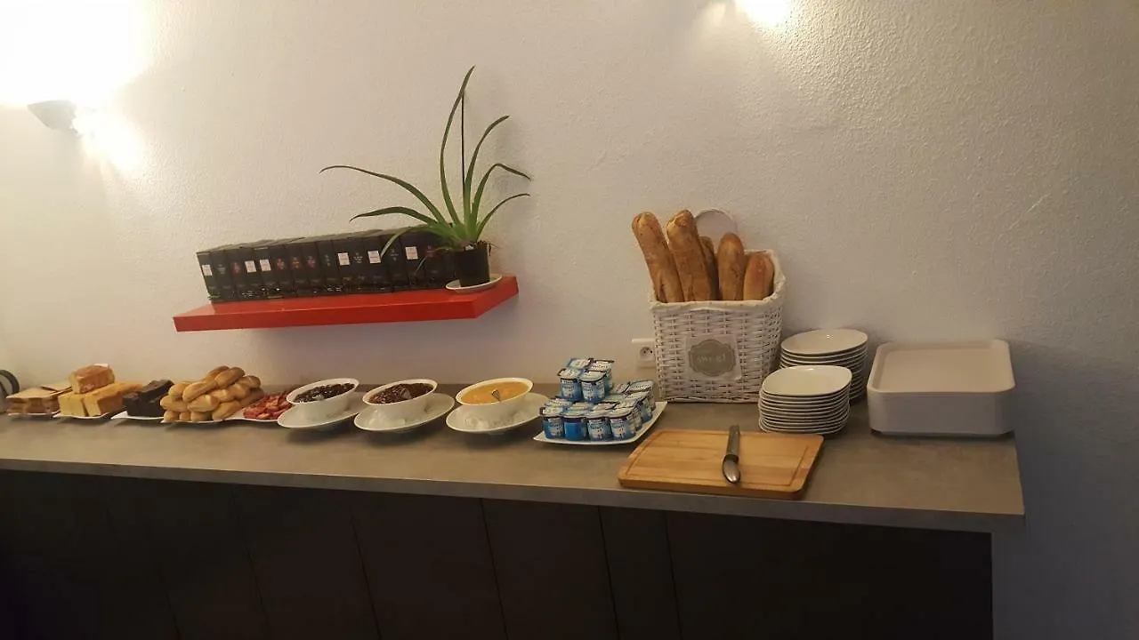 Yes Hotel Αβινιόν
